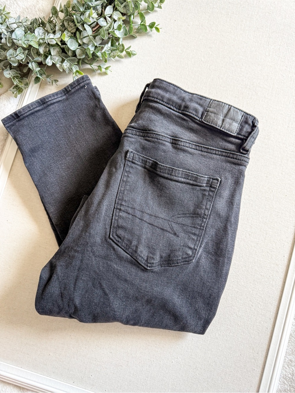 American Eagle Mom Jeans Black High Rise Stretch Denim Size 6